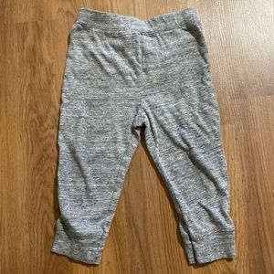 ✨8/$10. Old Navy. Grey legging pants. 18-24 months